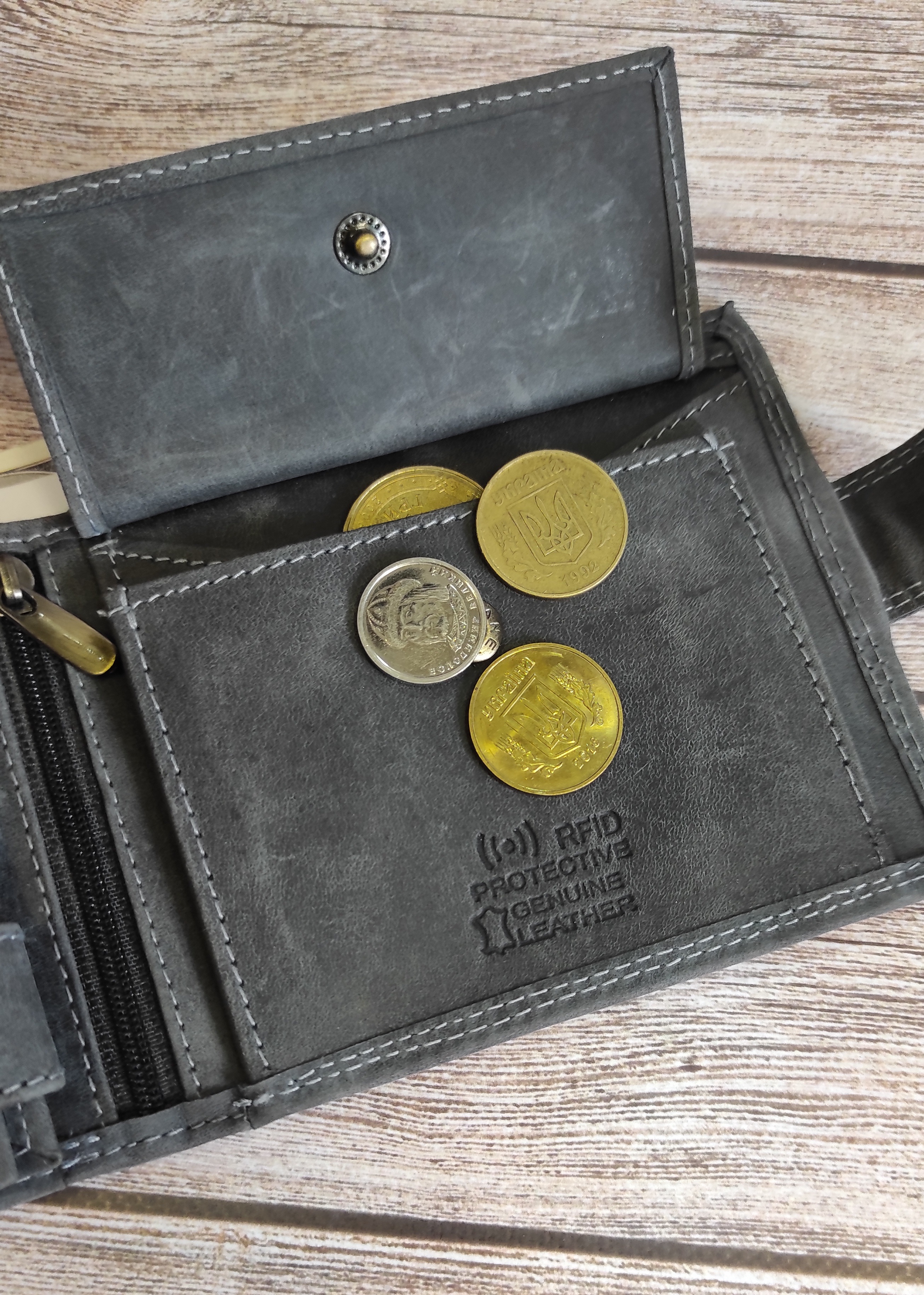 Гаманець чоловічий DNK Leather DNK-N992L-CHM-BLACK Гаманець чоловічий DNK Leather DNK-N992L-CHM-BLACK