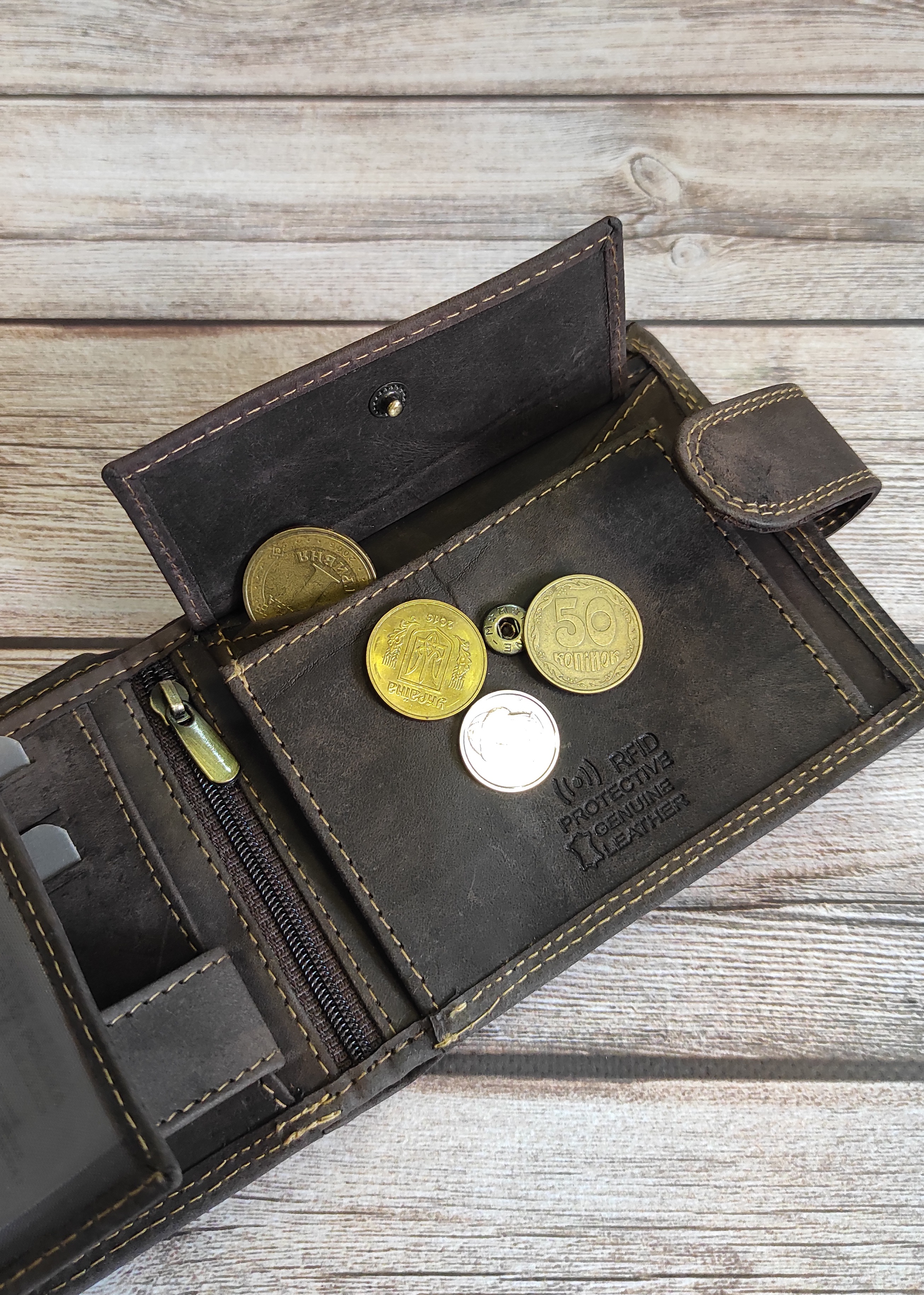 Гаманець чоловічий DNK Leather DNK-N992L-CHM-BROWN Гаманець чоловічий DNK Leather DNK-N992L-CHM-BROWN