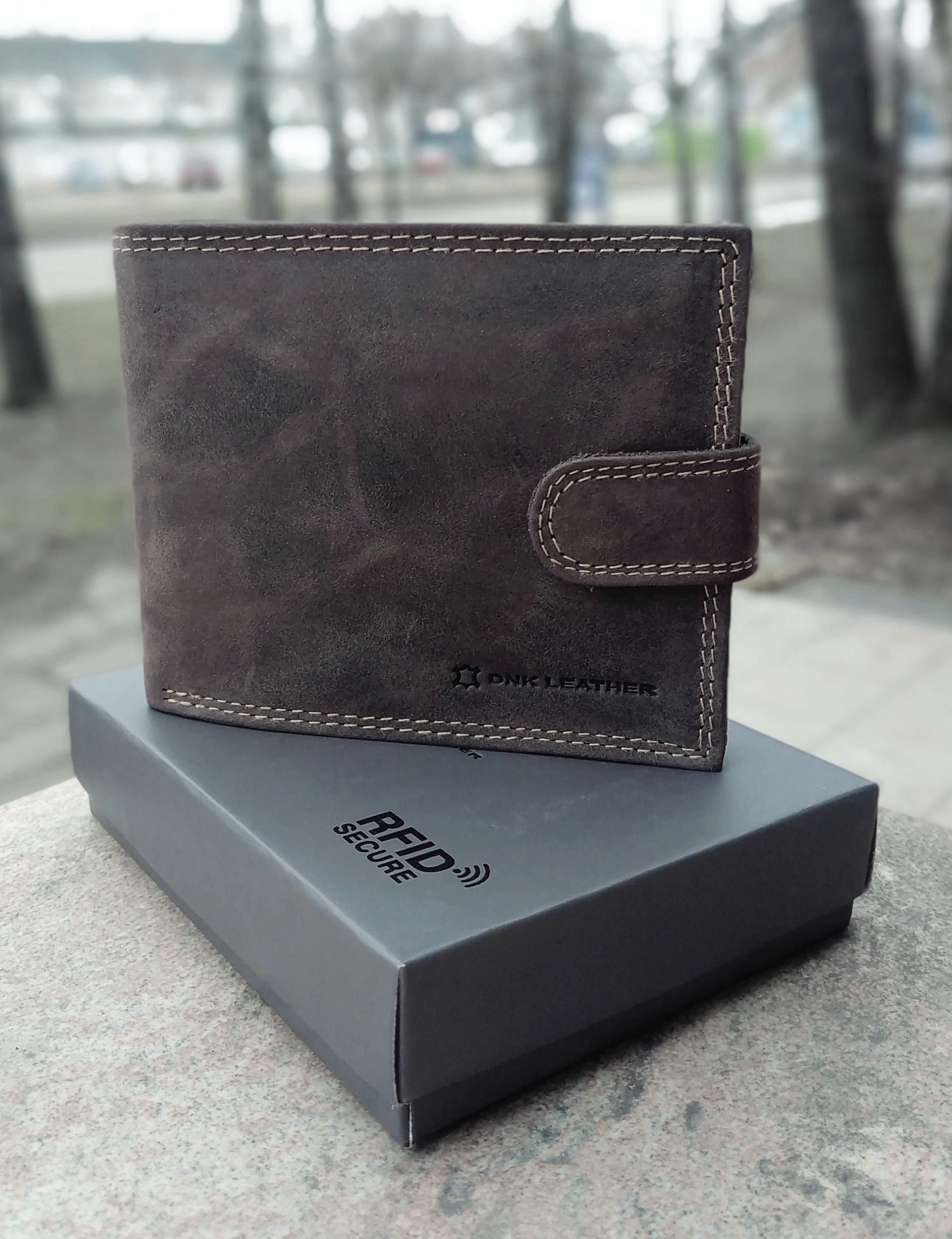 Гаманець чоловічий DNK Leather N992L-P-CHM коричневий Гаманець чоловічий DNK Leather N992L-P-CHM коричневий