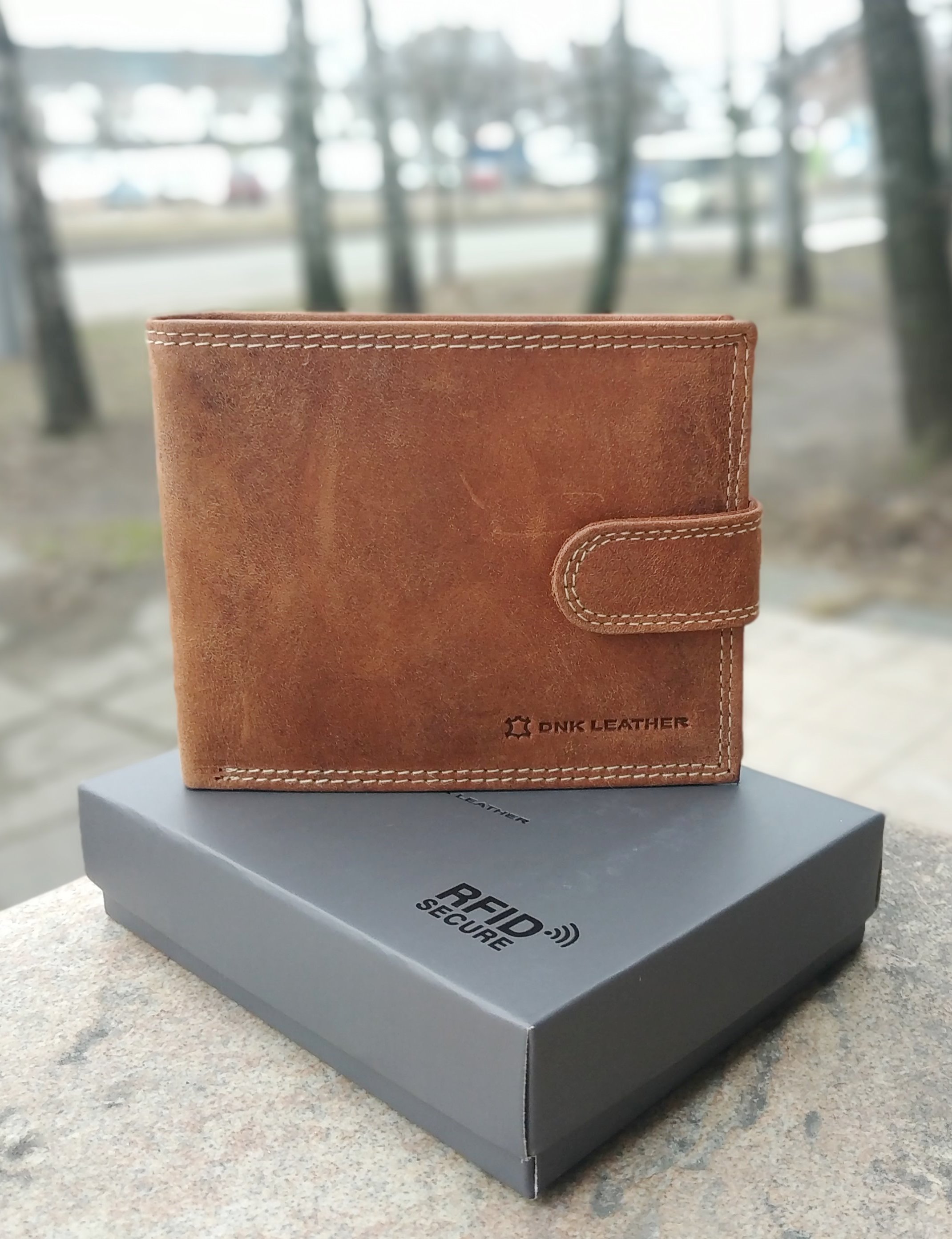 Гаманець чоловічий DNK Leather N992L-P-CHM світло-коричневий Гаманець чоловічий DNK Leather N992L-P-CHM світло-коричневий