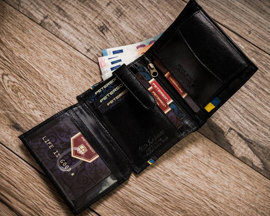Гаманець чоловічий PETERSON PTN-303-P-UA-Black Гаманець чоловічий PETERSON PTN-303-P-UA-Black