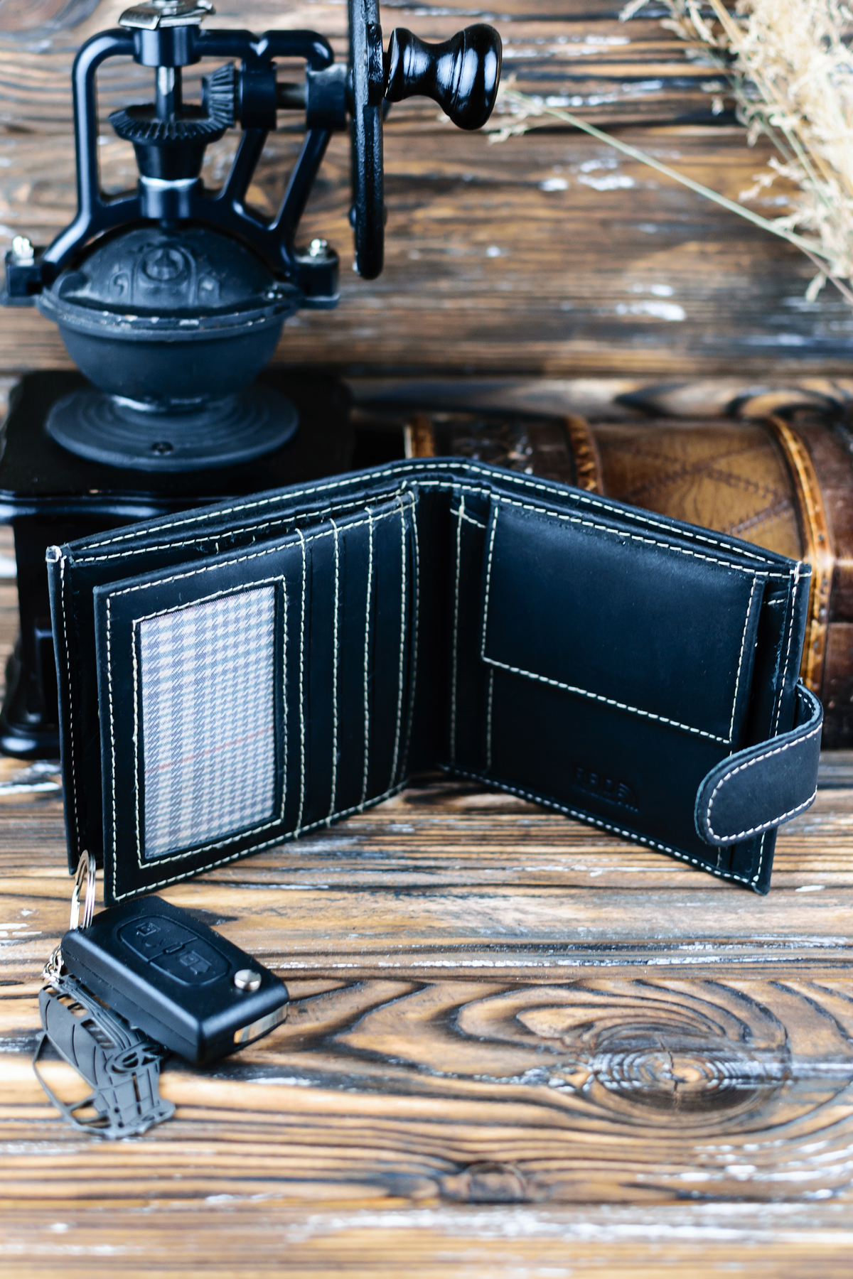 Гаманець чоловічий DNK Leather DNK-01L-BAW-BLACK Гаманець чоловічий DNK Leather DNK-01L-BAW-BLACK