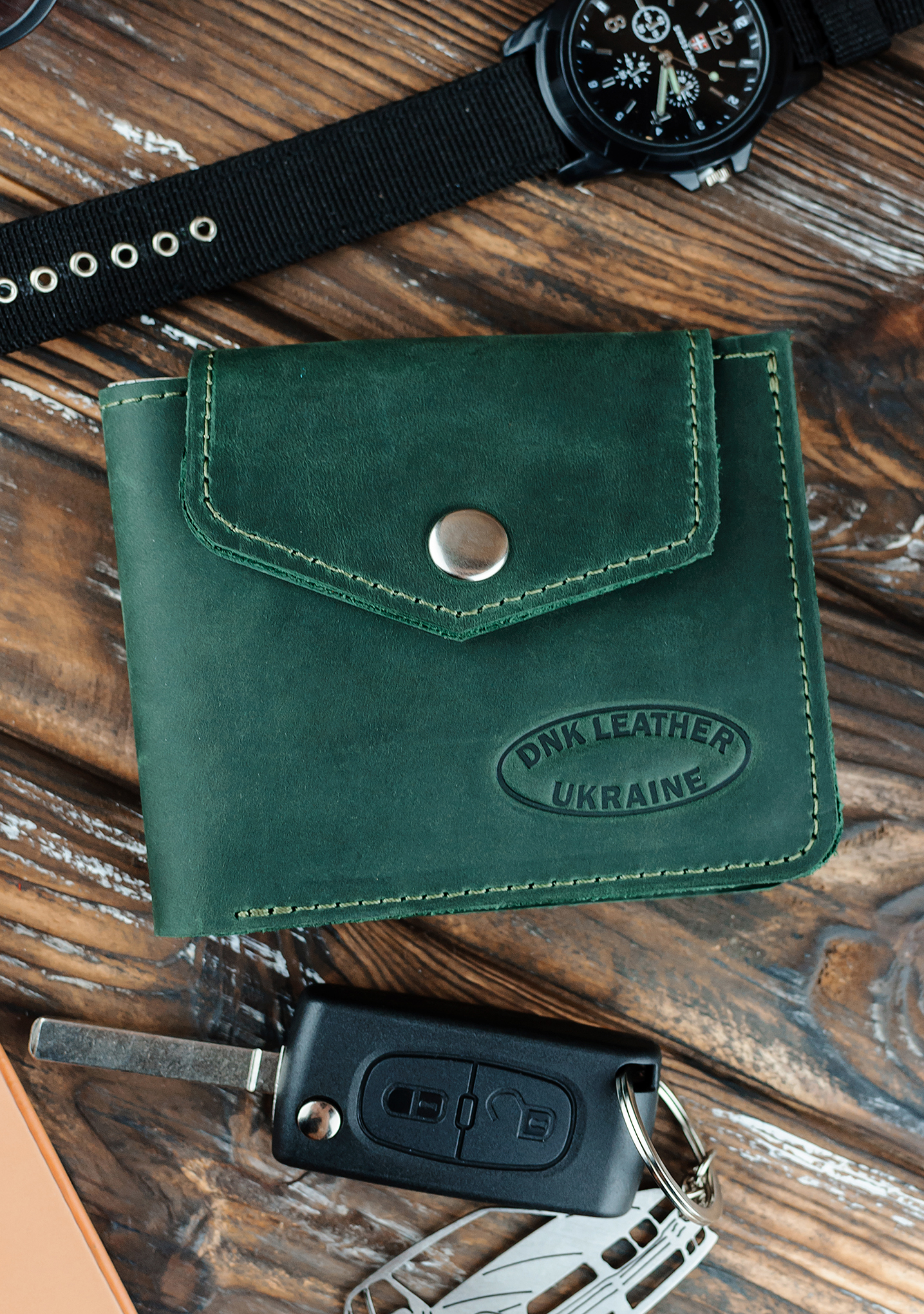 Гаманець шкіряний DNK Leather DNK-LW-08-col.C зелений