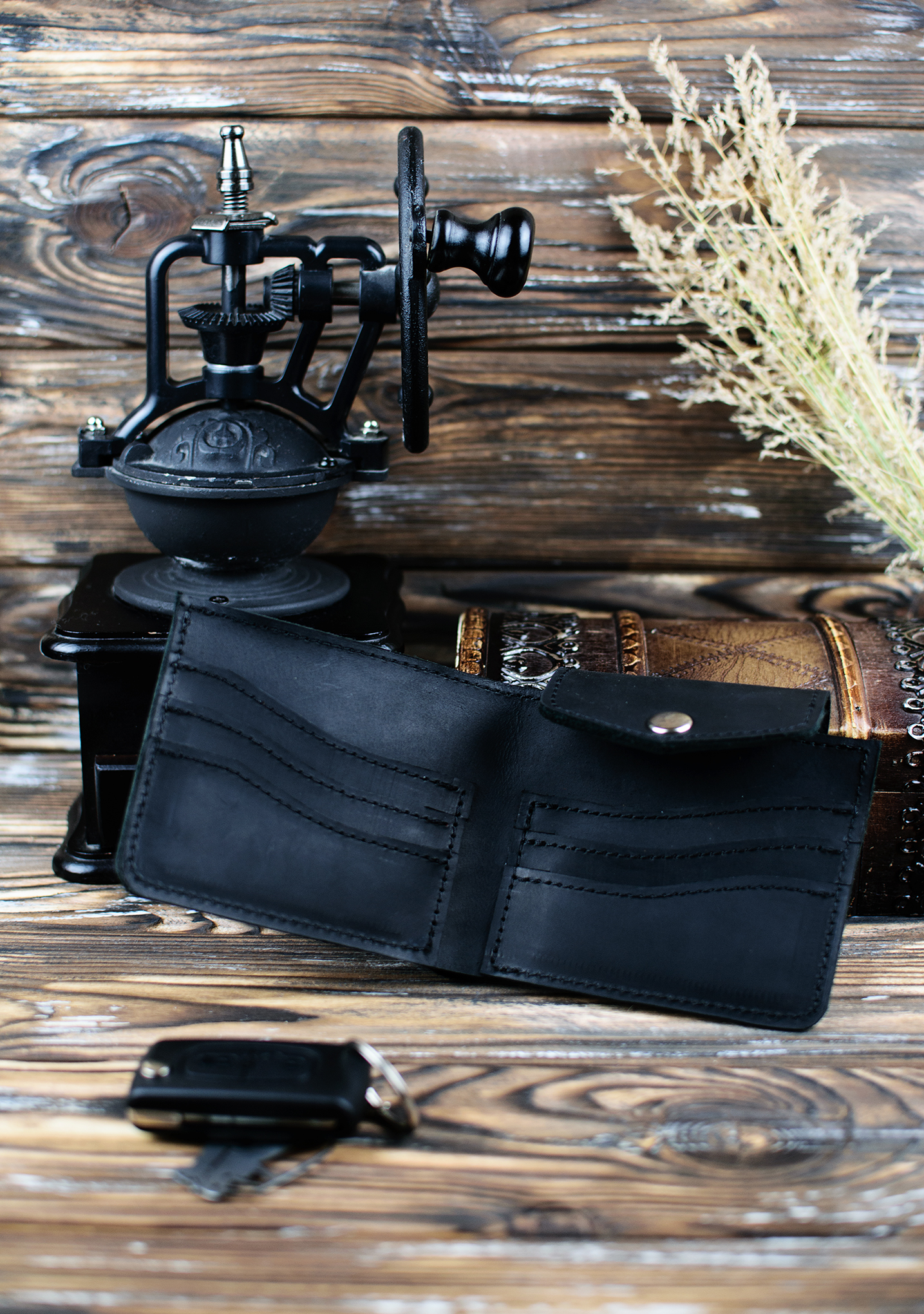 Гаманець шкіряний DNK Leather DNK-LW-08-col.J чорний Гаманець шкіряний DNK Leather DNK-LW-08-col.J чорний