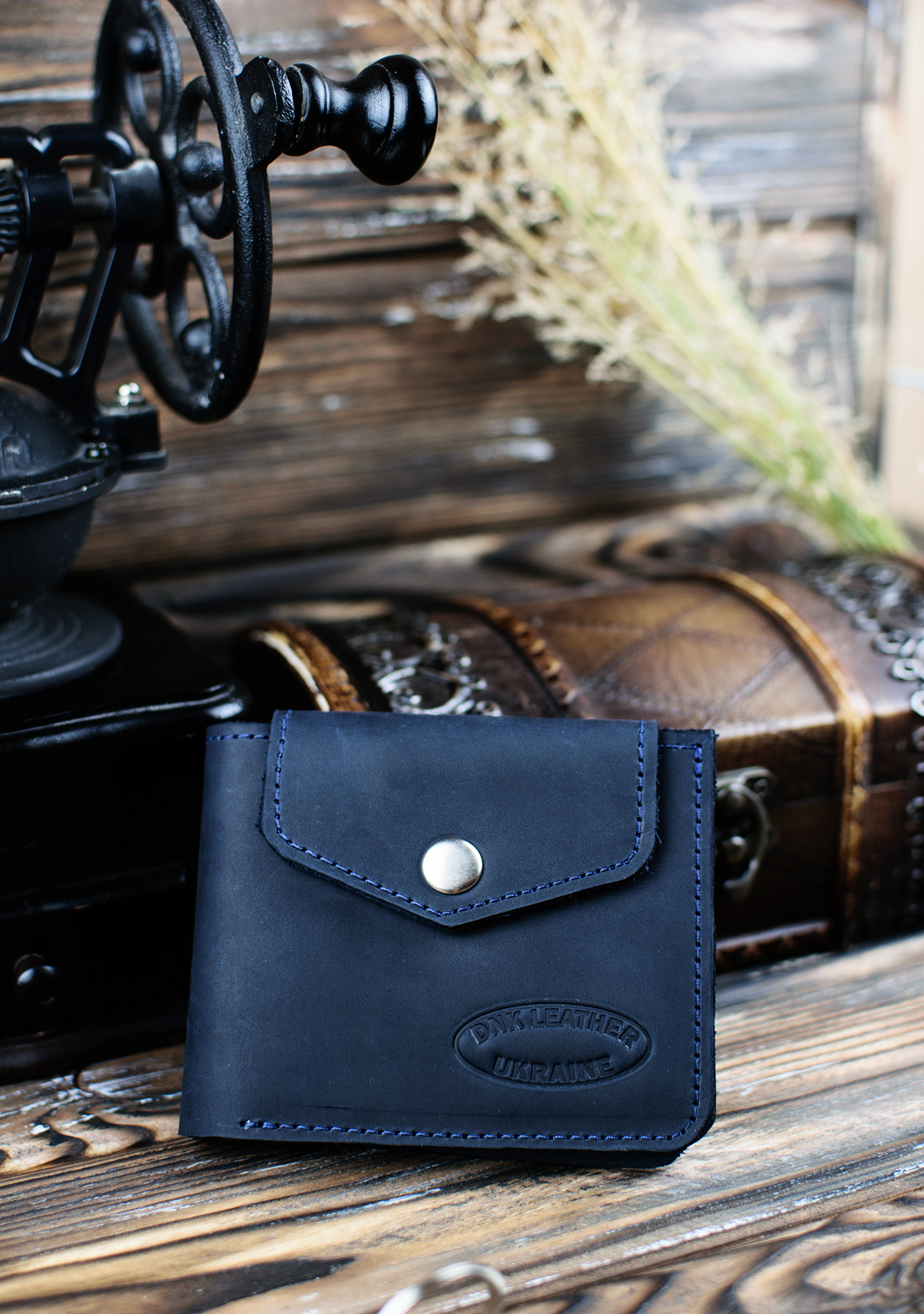 Гаманець шкіряний DNK Leather DNK-LW-08-col.K синій