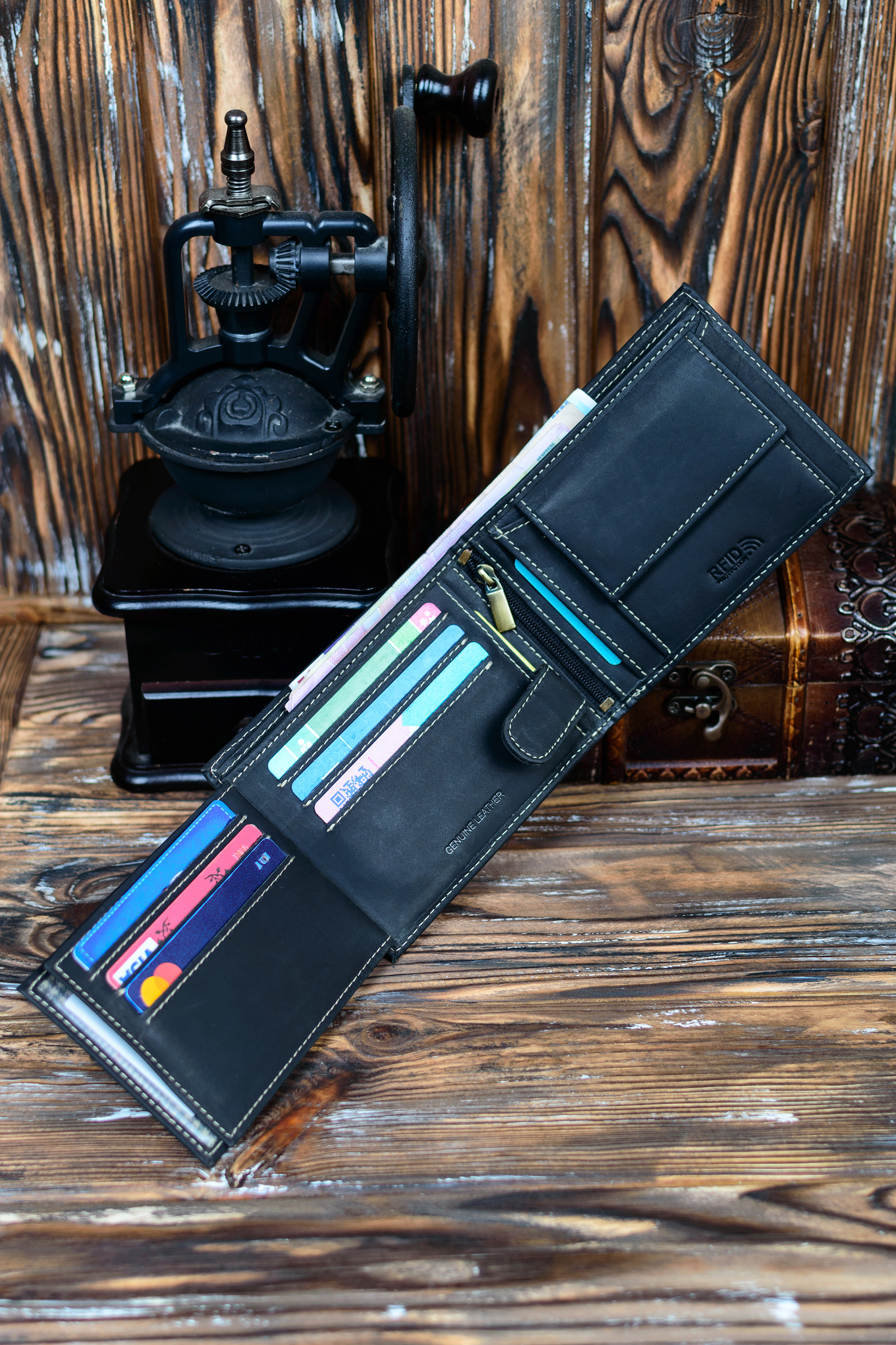 Гаманець чоловічий шкіряний DNK Leather DNK-02-BAW-BLACK Гаманець чоловічий шкіряний DNK Leather DNK-02-BAW-BLACK
